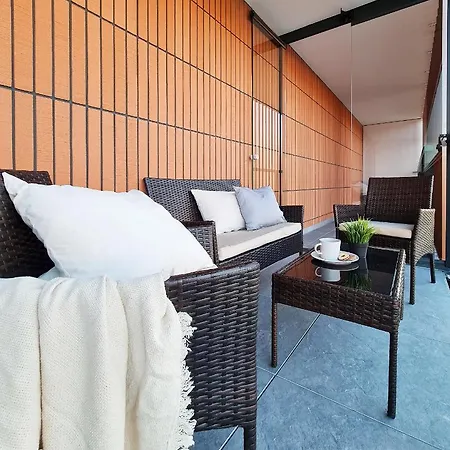 Apartment Irs Royal Apartments Apartamenty Irs Nowoczesne Kamienice Wrzeszcz *